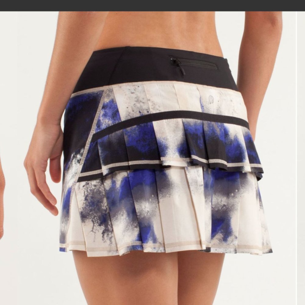 Lululemon 6 Tall Milky Way Pace Setter Skirt skort